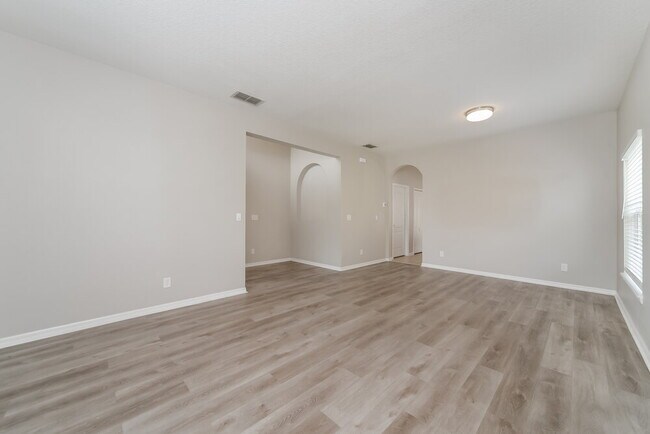 Foto del edificio - 4478 Spring Blossom Dr