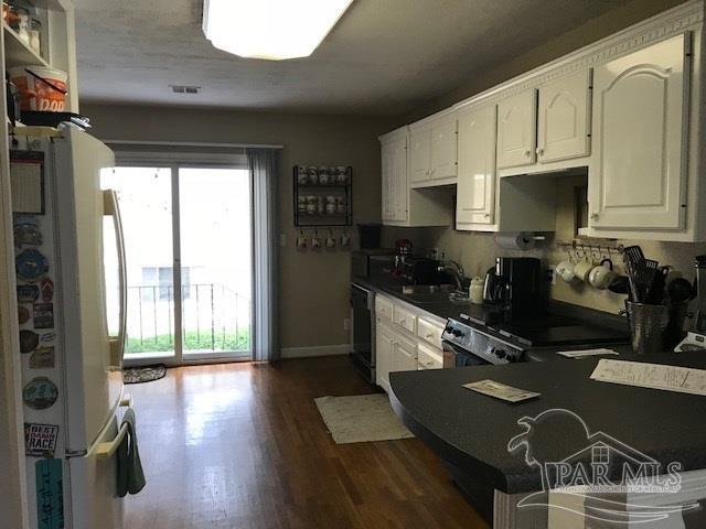 Building Photo - 3762 Gerhardt Dr