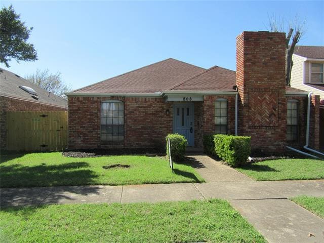 Building Photo - 808 Woodway Ln