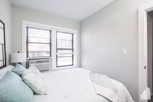 Foto del edificio - 1 bedroom in Chicago IL 60657