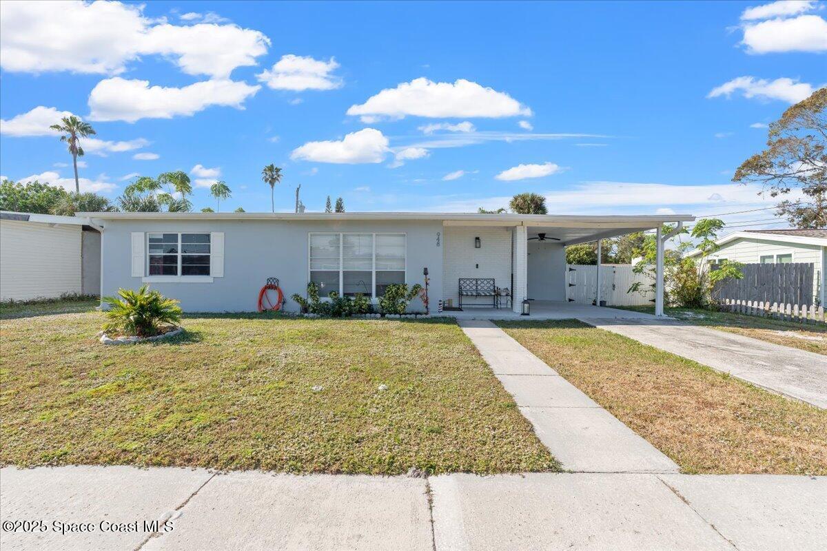 Foto principal - 948 Canada St NE