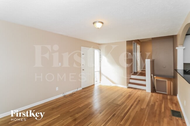 Foto del edificio - 5070 Fairmont Rd SE