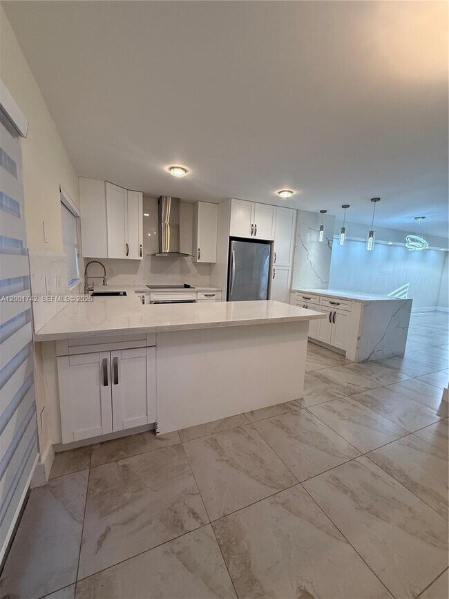 Foto del edificio - 1425 NW 124th Ave