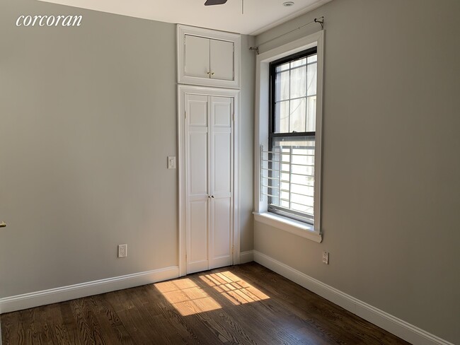 Building Photo - 2914 Fort Hamilton Pkwy