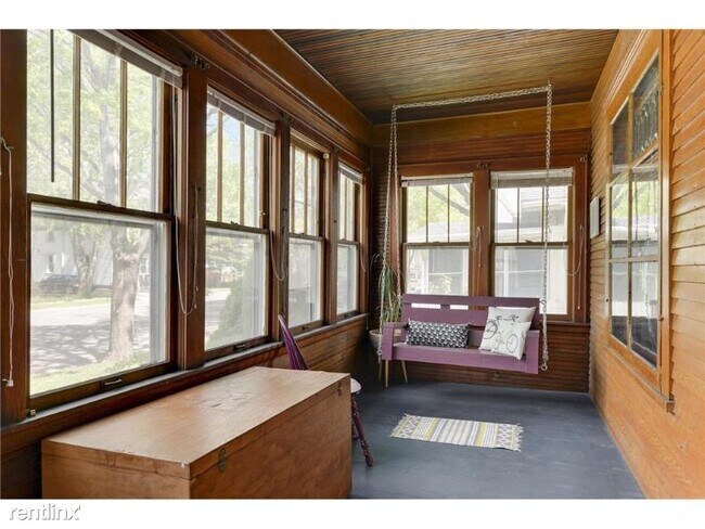 Foto del edificio - 3 br, 1 bath House - 474 Thomas Ave