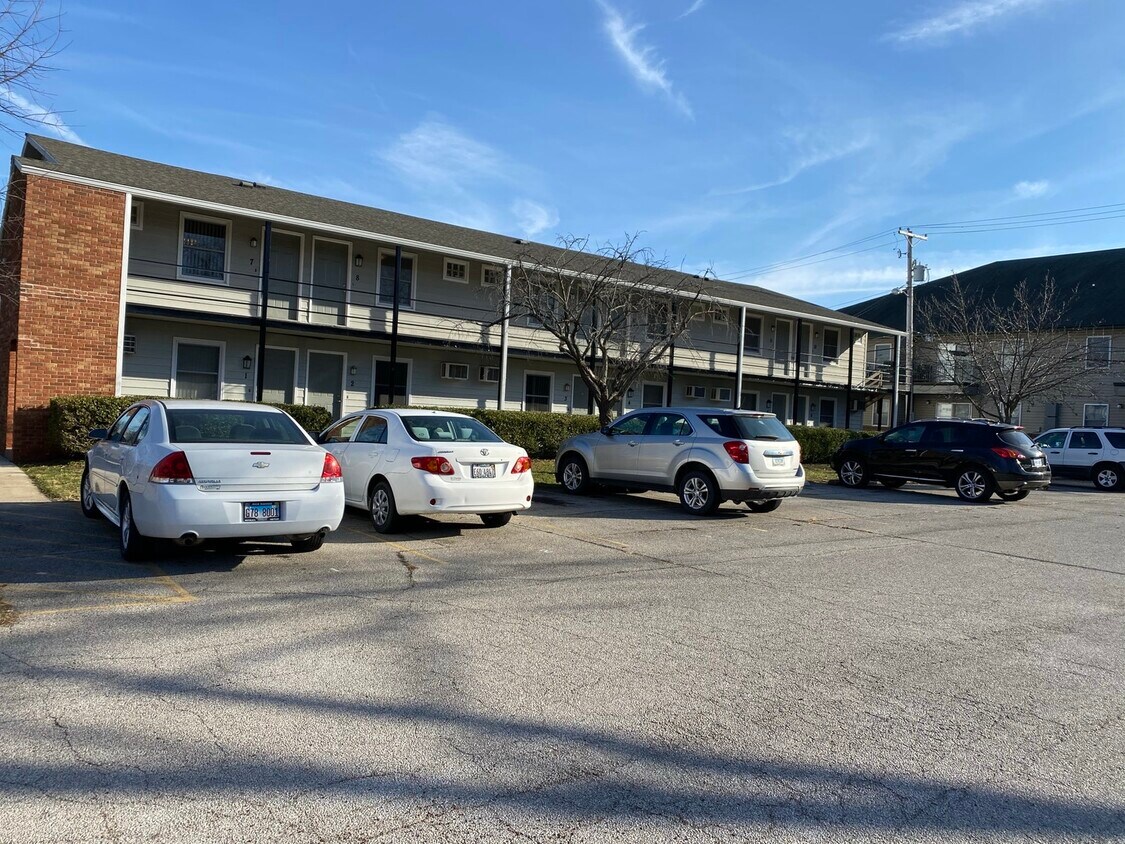 Primary Photo - 307 Birch Street, Unit 06