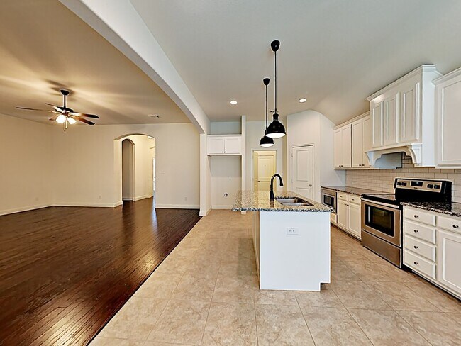 Building Photo - 317 Bluffside Trl