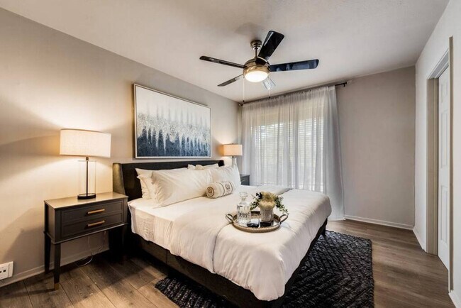 Foto del edificio - 6011 Gaston Ave