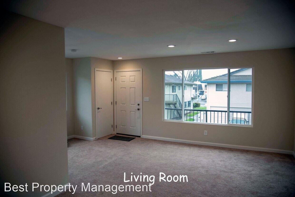 Foto principal - 2 br, 1 bath House - 2205 Peppertree Way -...