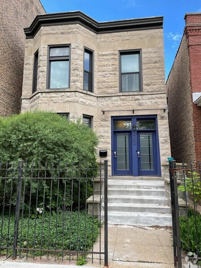 Building Photo - 2706 N Richmond St