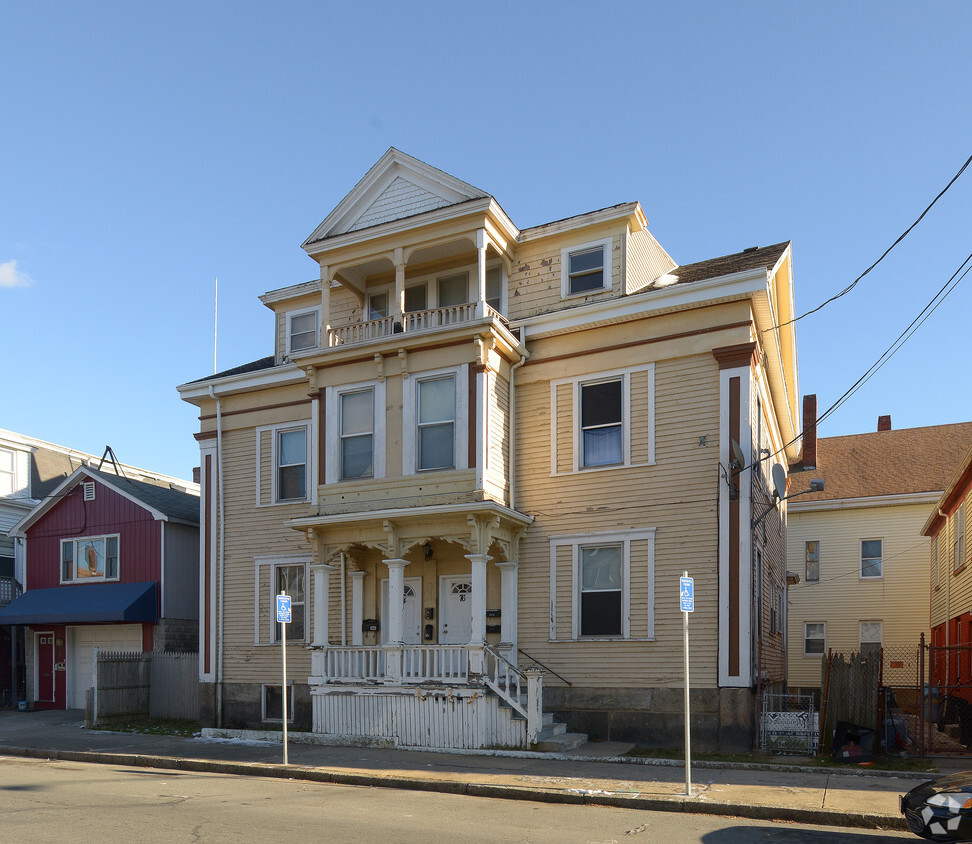 Primary Photo - 74 Dartmouth St