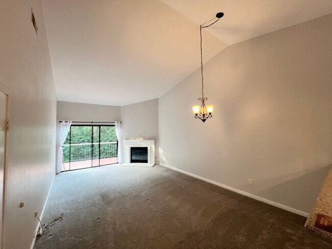 Foto del edificio - Beautiful 3-Bedroom Condo in Villas at Cal...