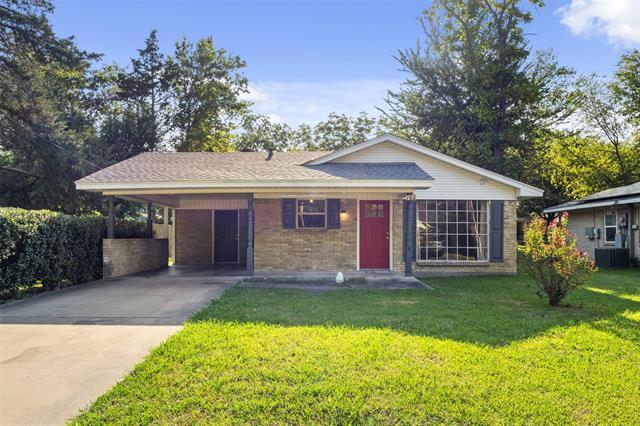 Foto principal - 703 N Wilson St