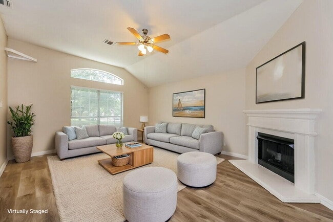 Building Photo - 1601 Prescott Dr