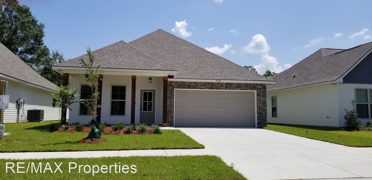 4 br, 2 bath House 18154 Terraceside Drive House Rental in