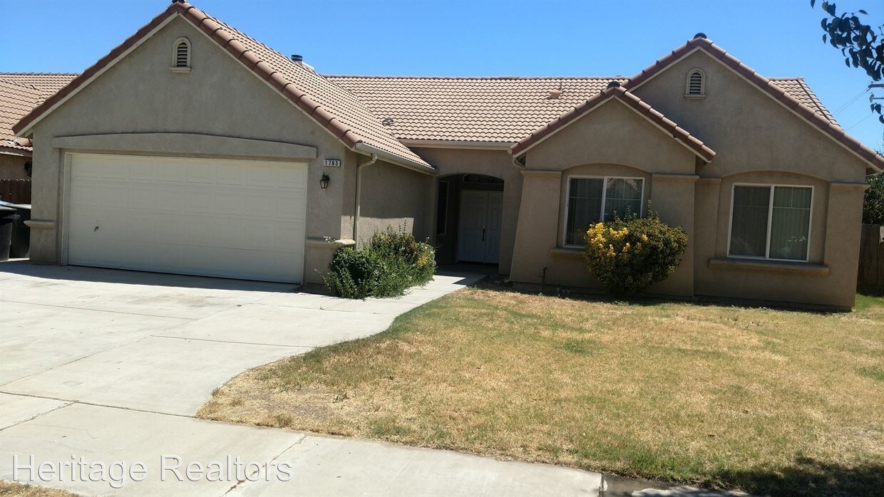 Primary Photo - 1793 Castle Way