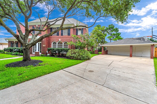 Foto del edificio - 23002 Cherrington Ct