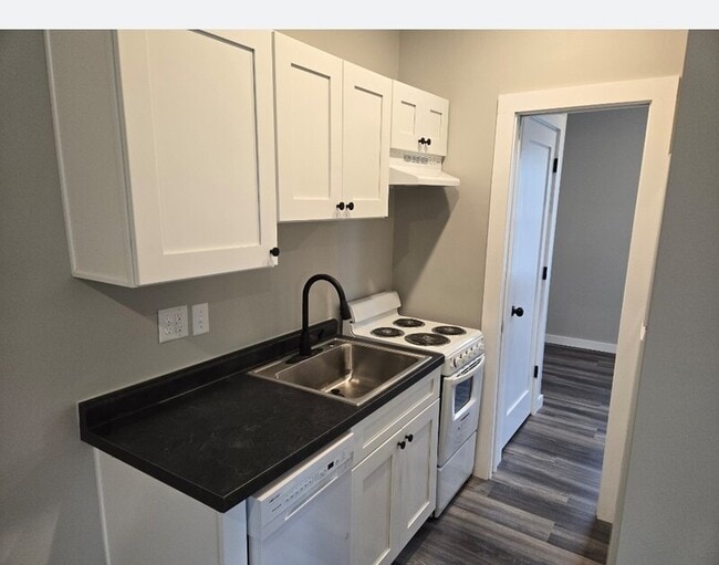 Photo - 336 Prospect St Apartment