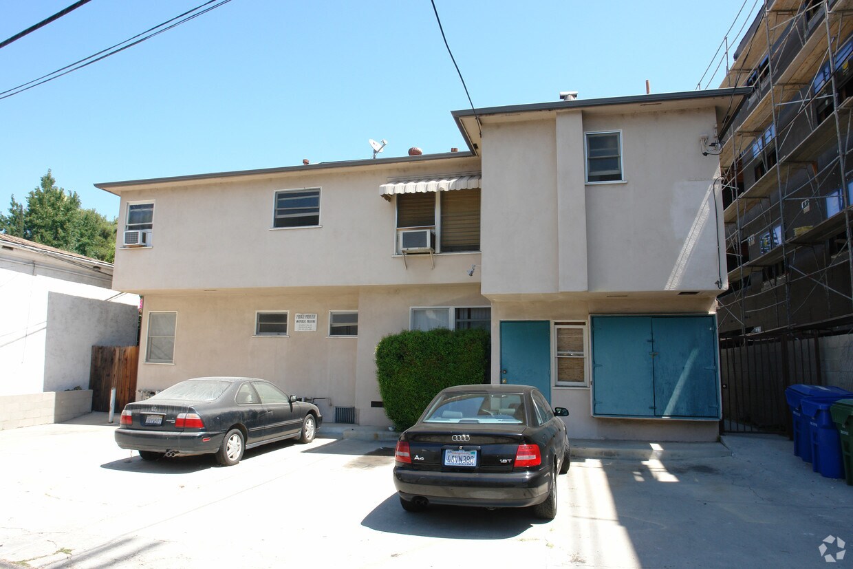 Building Photo - 12106 Hoffman St