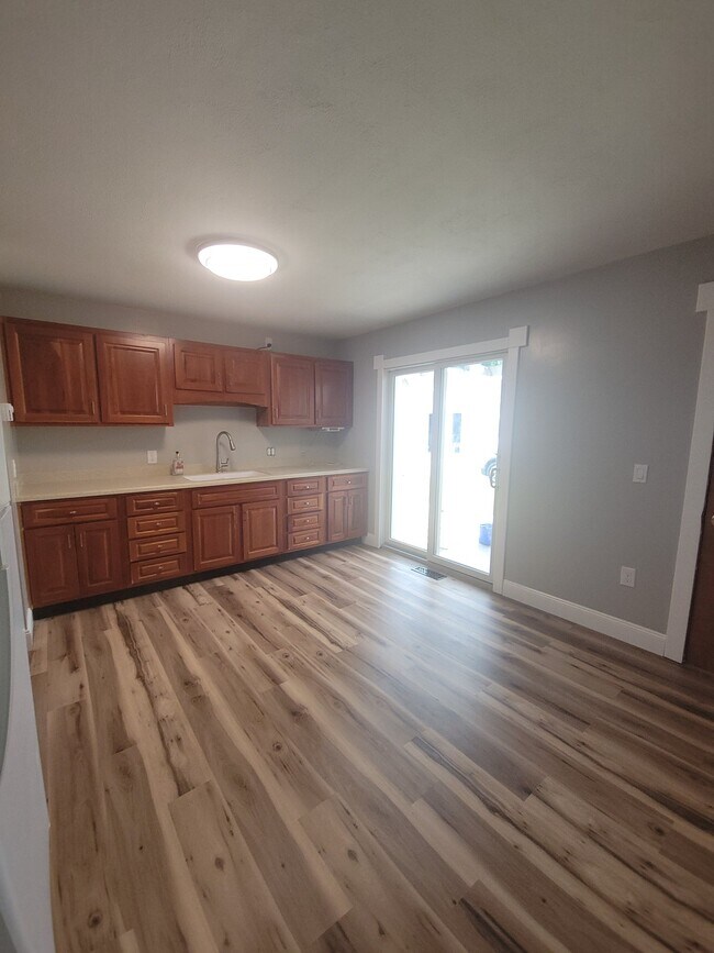 Foto del edificio - 2035 Prospect Rd