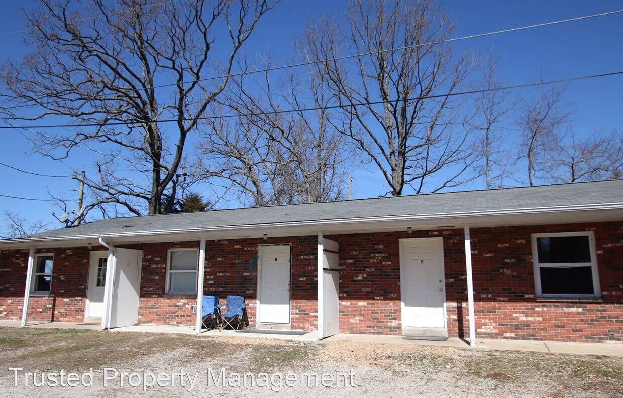 Primary Photo - 2518-2518C S Service Rd