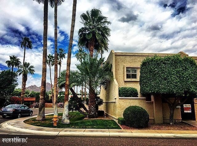3 br, 2.5 bath - 4902 N 74th St End unit - 3 br, 2.5 bath  - 4902 N 74th St End unit