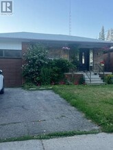 Building Photo - 22 Otonabee Ave