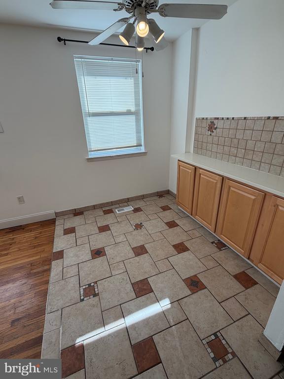 Building Photo - 12450 Knights Rd