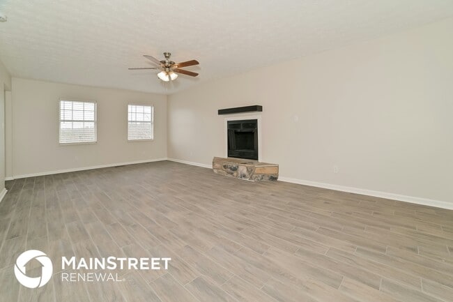 Building Photo - 1120 Cattlemans Dr