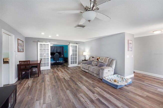 Foto del edificio - 2561 Blackwood Cir