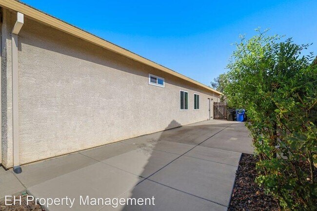 Building Photo - 3 br, 2 bath House - 9278 Lucchesi Dr