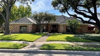Building Photo - 3600 Interlaken Dr
