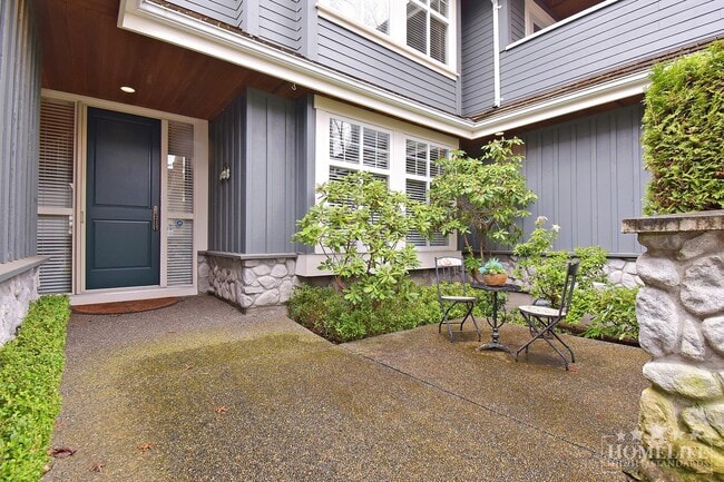 Building Photo - Massive 4 Bed 5 Bath Luxury Gated Residence Steps to Morgan Creek Golf Course