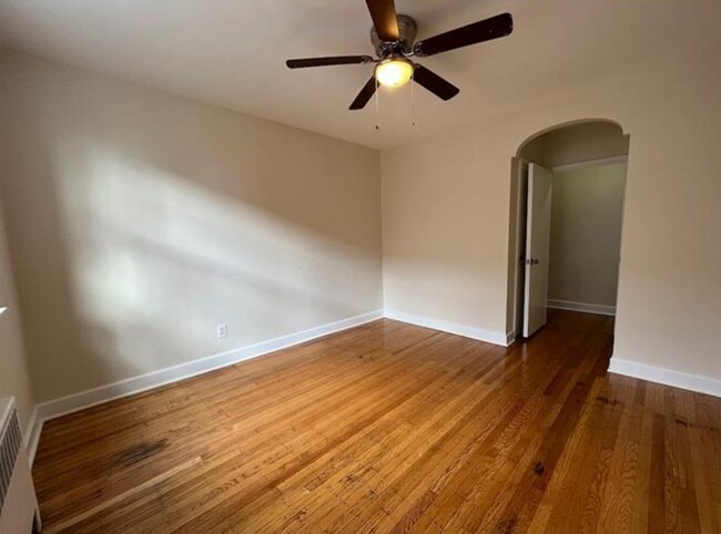 Foto del edificio - 2444 N 50th St