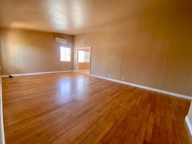 Foto del edificio - 536 Willow Ave