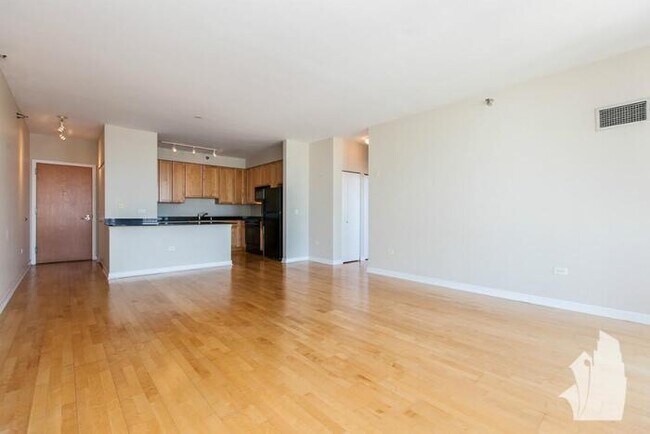 Foto del edificio - 421 W Huron St