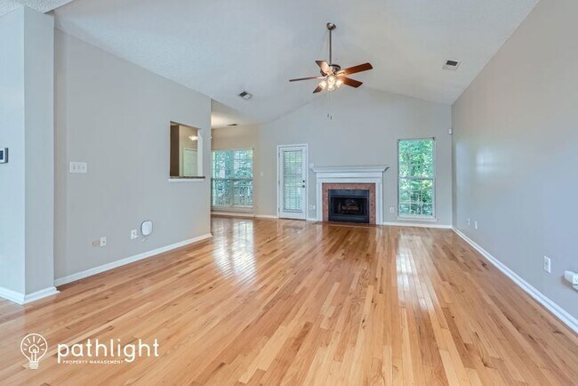 Foto del edificio - 3508 Mayspring Pl