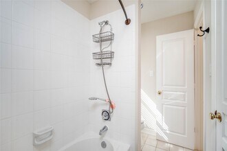 Building Photo - 3135 Old Masters Dr