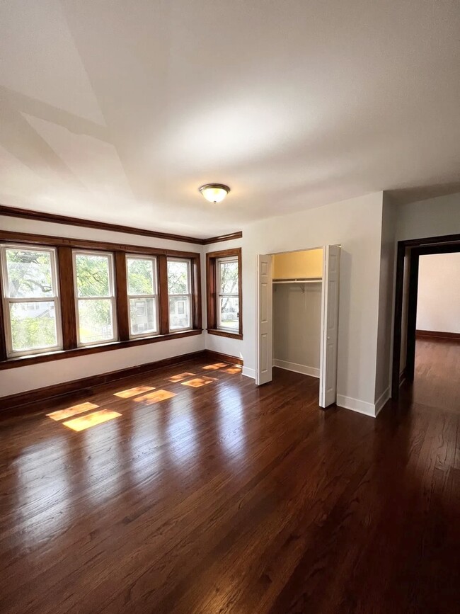 Foto del edificio - 4156 W Belden Ave