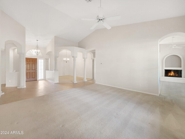 Building Photo - 15184 W Catalina Dr
