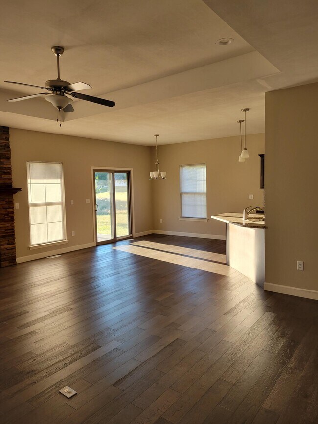 Foto del edificio - 2616 Fieldstone Dr