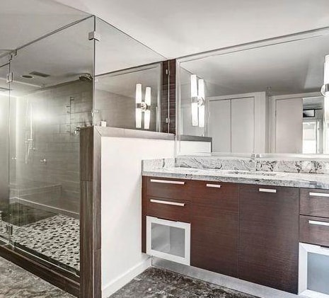 Building Photo - 2000 Bagby-115.11