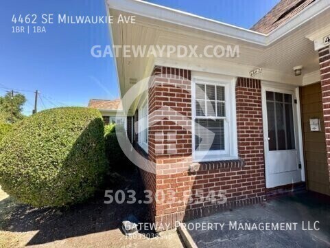 Foto del edificio - 4462 SE Milwaukie Ave
