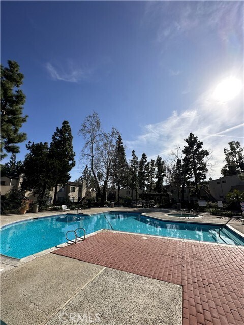 Building Photo - 1470 Cabrillo Park Dr