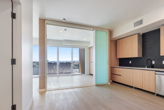 Building Photo - BRAND NEW CONSTRUCTION - Move-In Special 8...