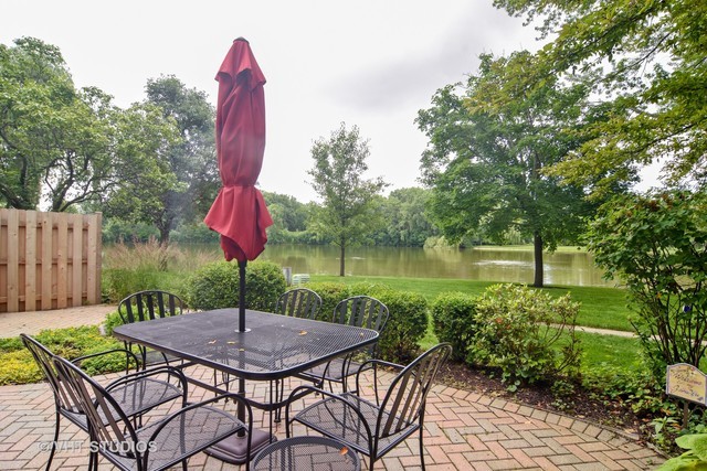 Foto del edificio - 117 N Peartree Ln