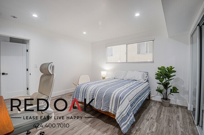 Foto del edificio - 1346 N Fuller Ave