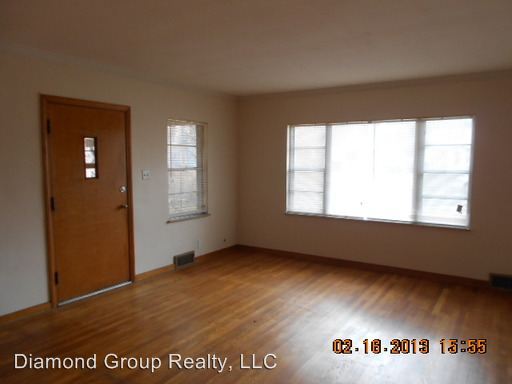 Building Photo - 2317 W 12th St