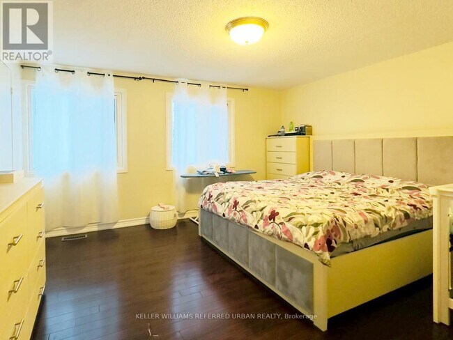 Building Photo - 4 New Seabury Dr