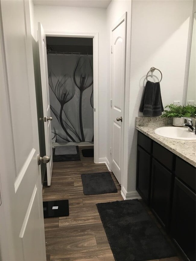 Foto del edificio - 17808 Speculator Ln